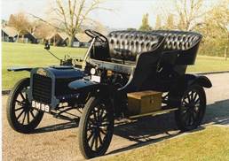 http://myweb.usf.edu/%7Edcreacy/1904_Ford_model_c_tourer.jpg