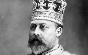 http://cdn.thedailybeast.com/content/dailybeast/articles/2013/12/14/britain-s-last-great-king-the-epic-life-and-indulgences-of-edward-vii/jcr:content/image.crop.800.500.jpg/1387034738096.cached.jpg