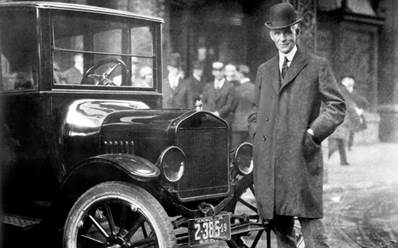 http://image.automobilemag.com/f/57607755+q100+re0/Henry-Ford-and-1921-Model-T.jpg