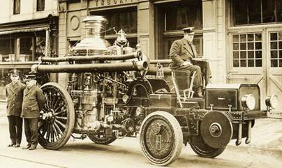 http://jmf.strateja-xl.com/images/History_photos/new-1914_Engine_1_Christie_Tractor_attached_to_Engine_1_Steamer.jpg