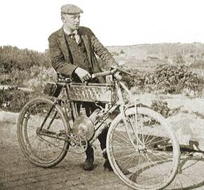 http://hankeringforhistory.com/wp-content/uploads/George-Wyman-and-his-1902-California-machine.jpg