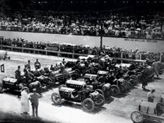 http://theenchantedmanor.com/wp-content/uploads/2014/05/1909-first-Indy-500-race-1.jpg